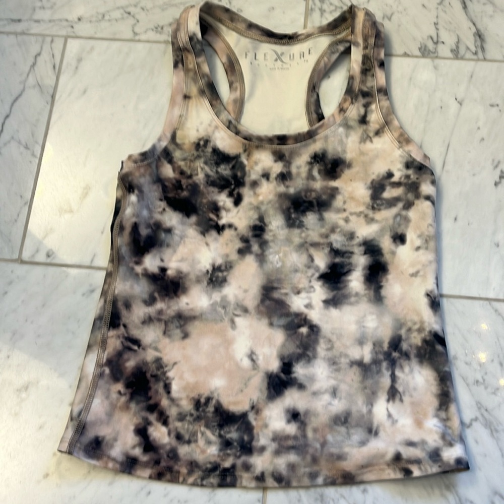 Racer back athletic tank top by Flexlure Bodywear. Size small
